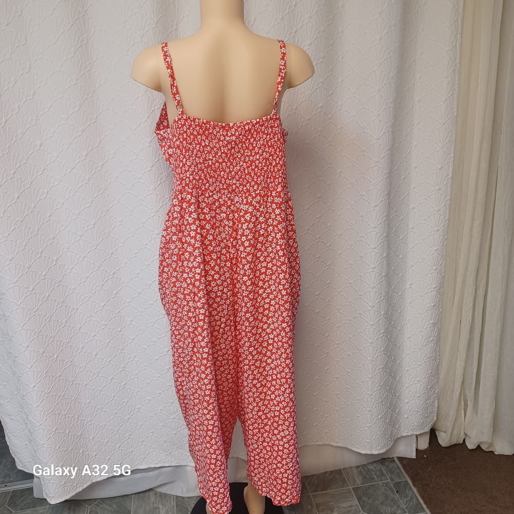 Old Navy  Red Patterned Women's Jumpsuit Size XL - Picture 10 of 16
